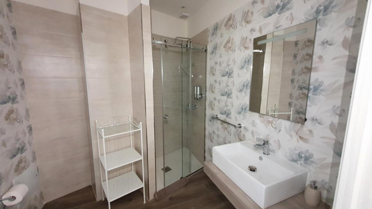 Garibaldi Rooms 29 - Piazza Marina A Palermo - In Pieno Centro. Exterior foto